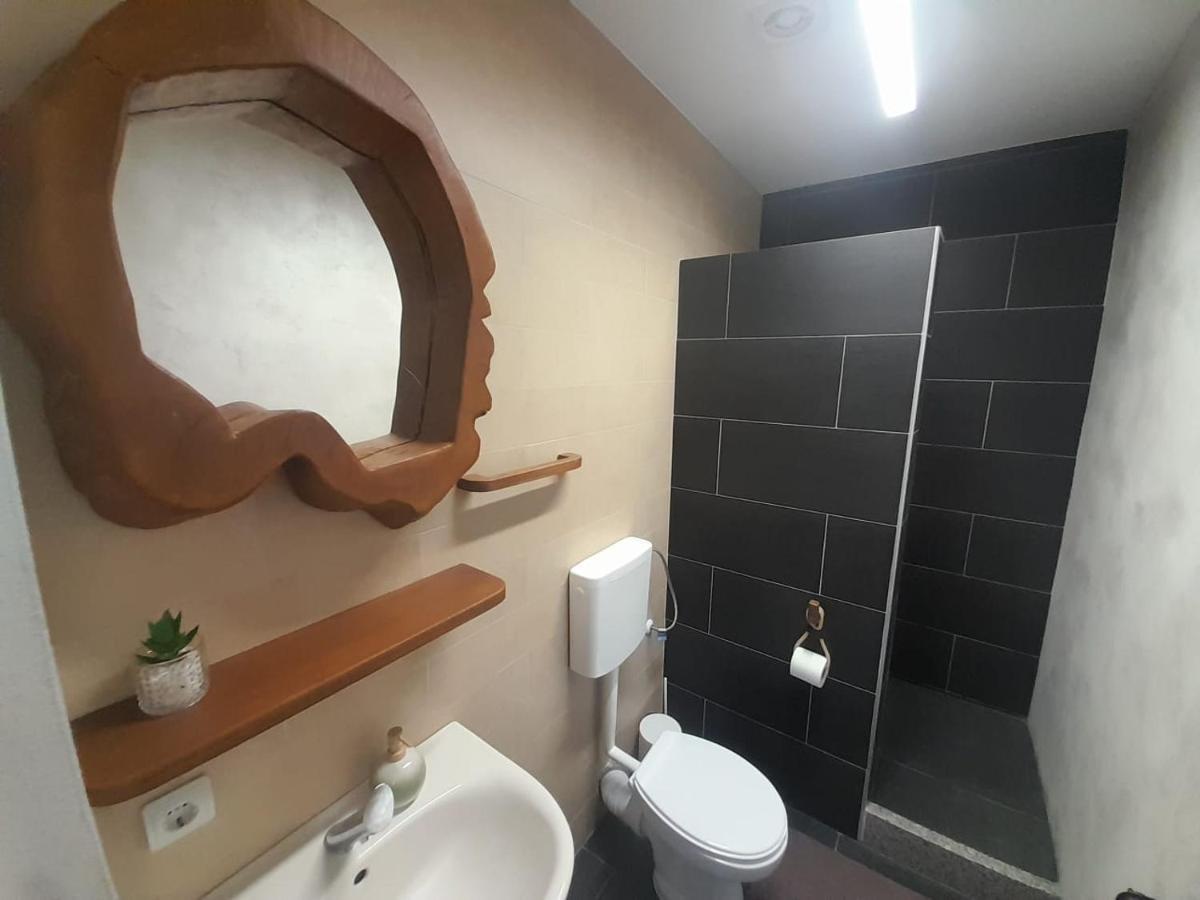 Mosia Dar In Rai Apartment Berbesti Exterior photo
