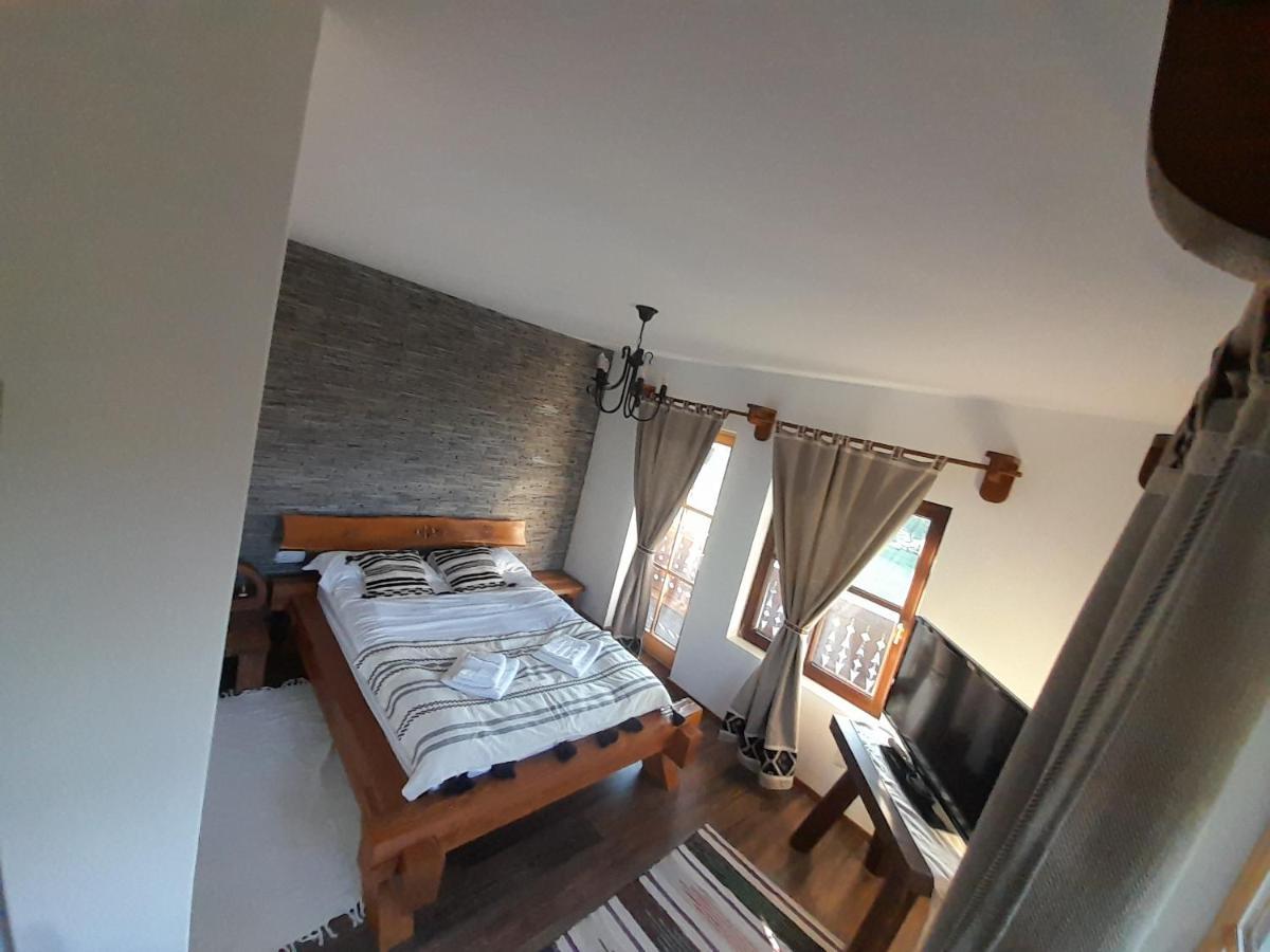 Mosia Dar In Rai Apartment Berbesti Exterior photo