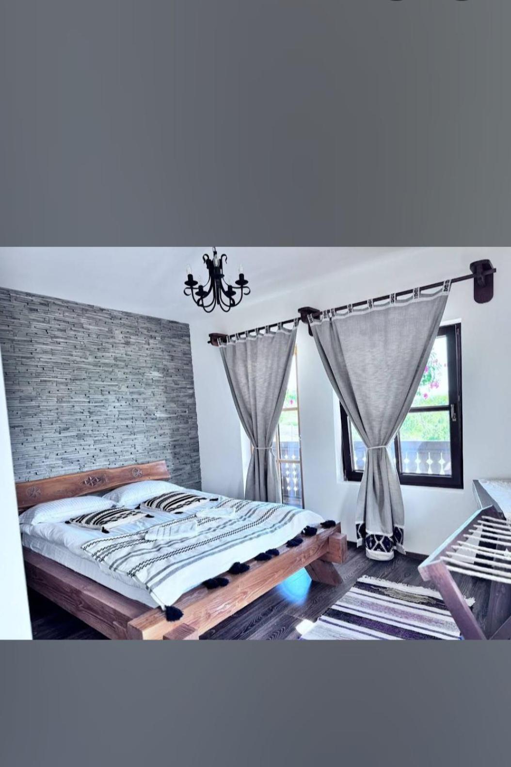 Mosia Dar In Rai Apartment Berbesti Exterior photo